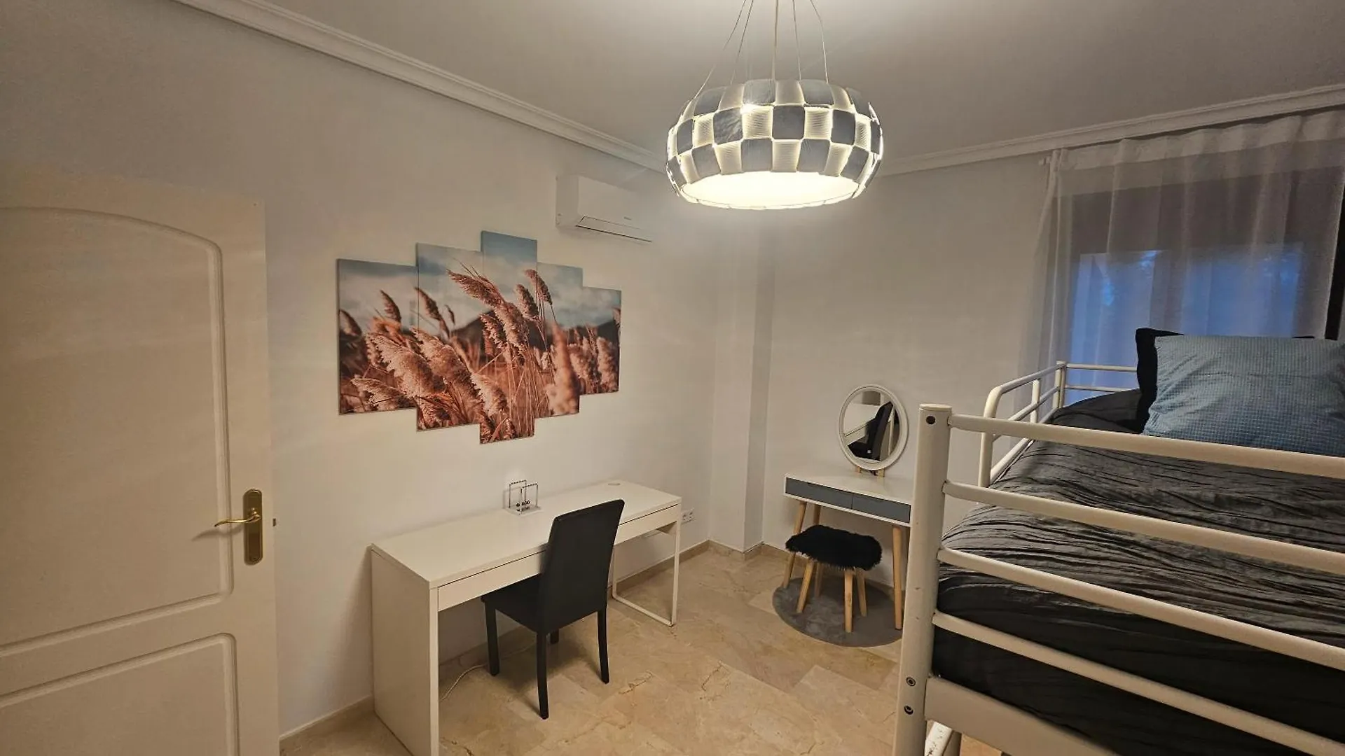 Fabuloso Apartamento Casares 0*,  Hiszpania